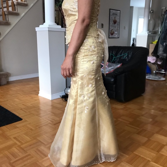 WOMANS COCKTAIL DRESS SIZE MEDIUM FULLY ADJUSTABLE TOP - Picture 2 of 9